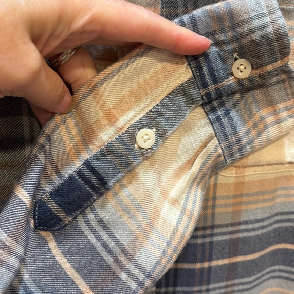 Lucky Brand Pink Blue Plaid Button-Down Shirt Size M EUC - Picture 4 of 8